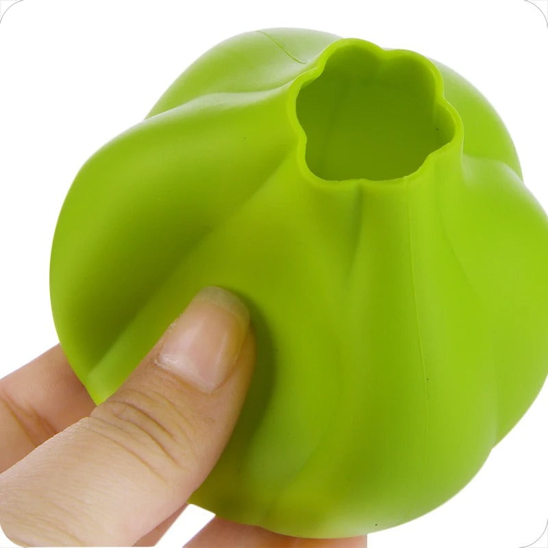 SILICONE GARLIC PEELER